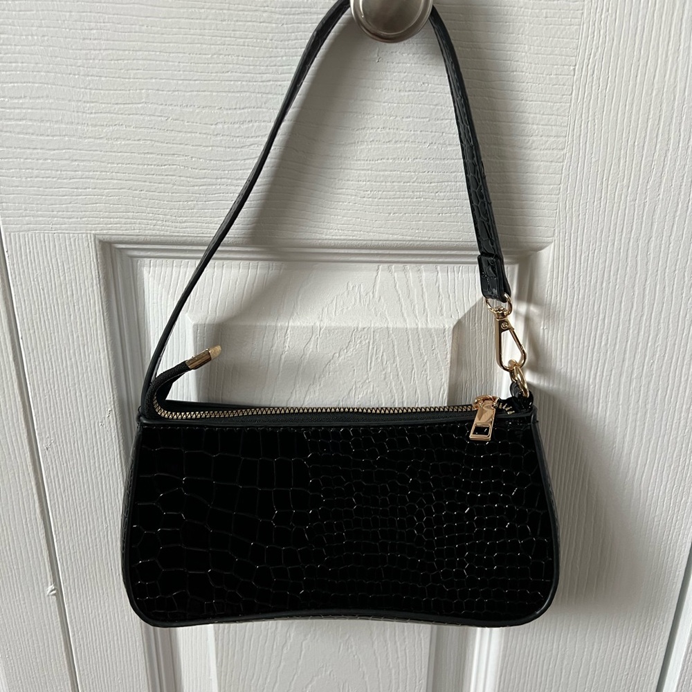 Sleek Black Crocodile-Embossed Purse
